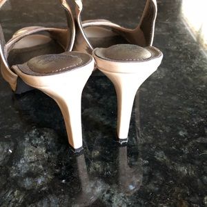 Life Stride Women’s Teller Peep Toe Pump Nude